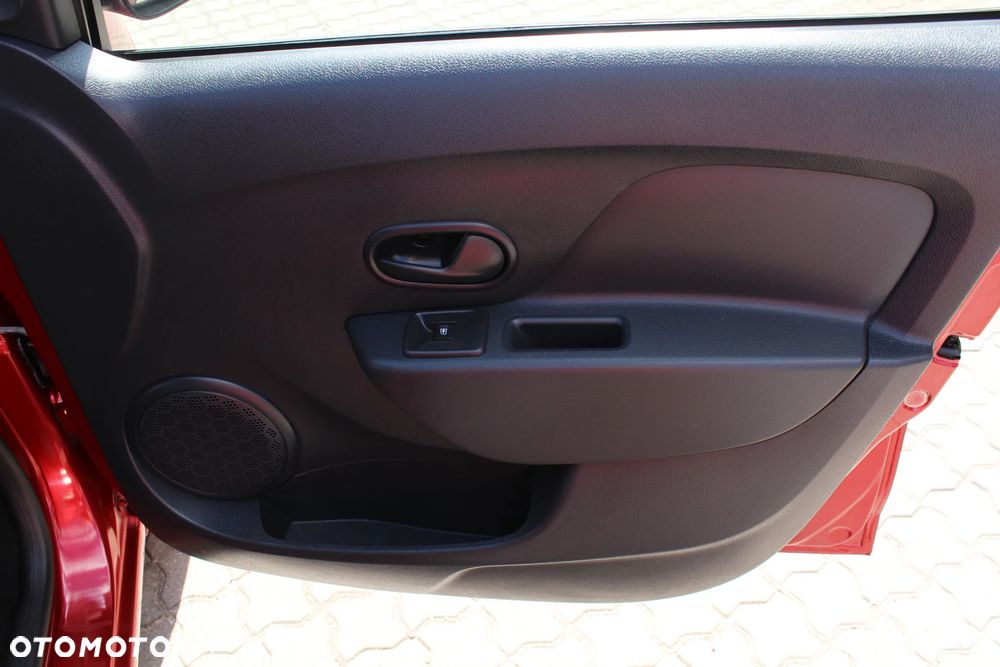 Dacia Sandero - 23