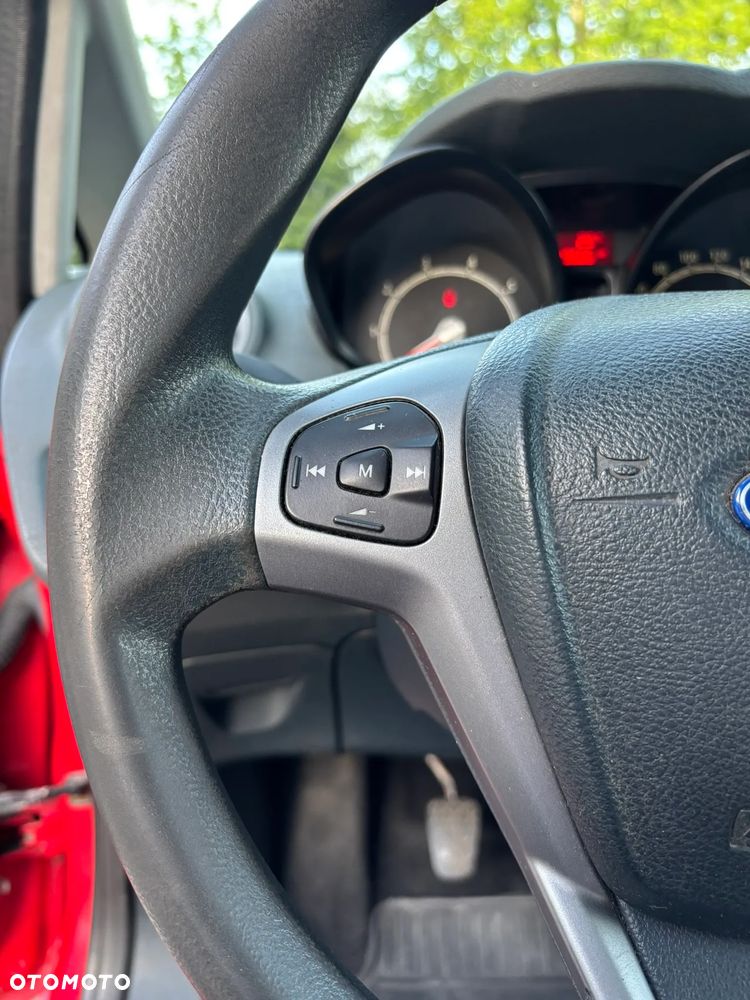 Ford Fiesta 1.4 Trend - 20
