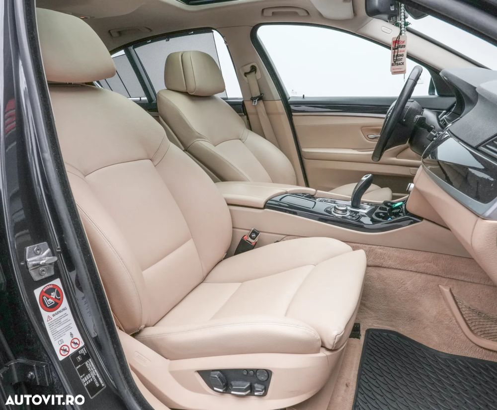 BMW Seria 5 520d xDrive - 16