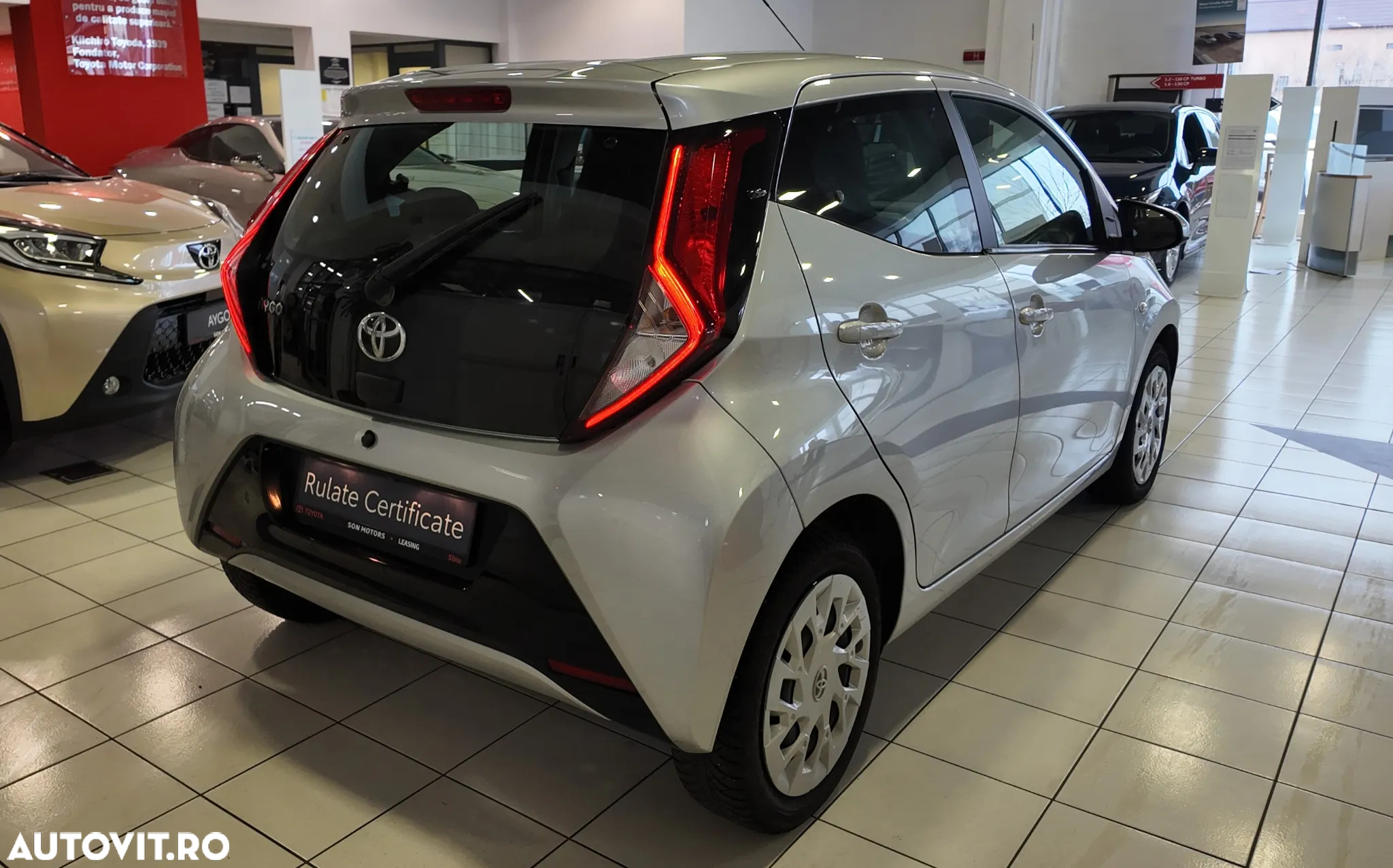 Toyota Aygo 1.0 VVY-I 5 usi MultiMode X-connect - 6
