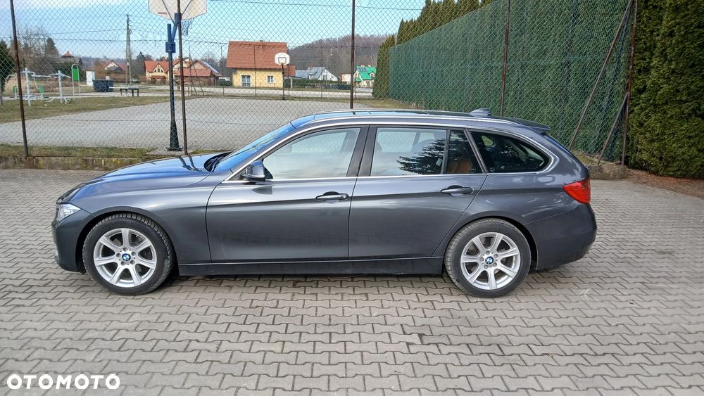 BMW Seria 3 330d Sport-Aut Luxury Line - 8