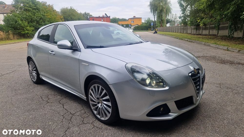 Alfa Romeo Giulietta 2.0 JTDM 16V Veloce - 2