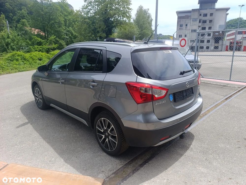 Suzuki SX4 S-Cross 1.6 DDiS Premium 4WD - 5