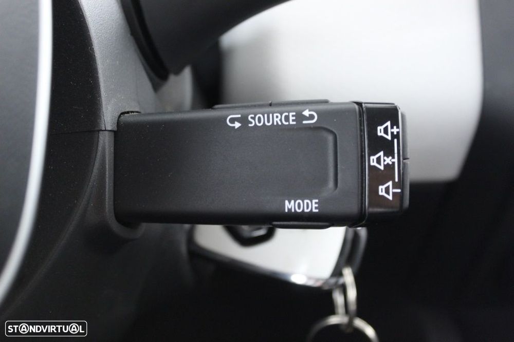 Renault Clio 1.0 TCe Evolution - 27