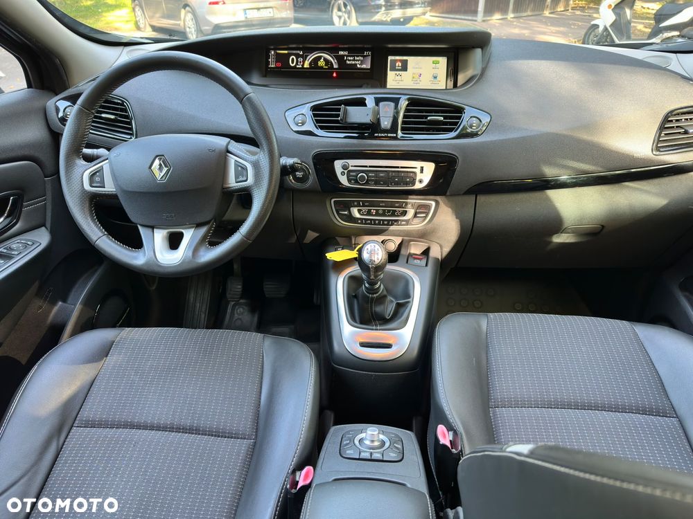 Renault Scenic 2012 photo 5
