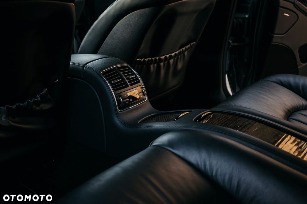 Mercedes-Benz CLS 350 CGI 7G-TRONIC Grand Edition - 12