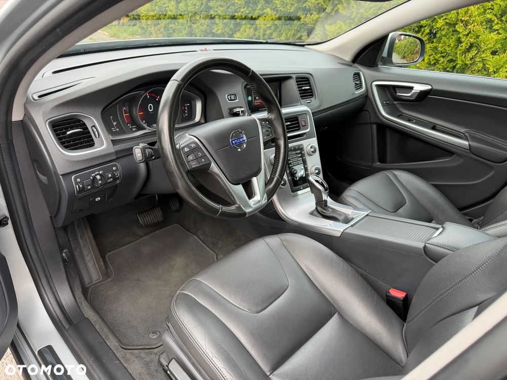 Volvo V60 - 28