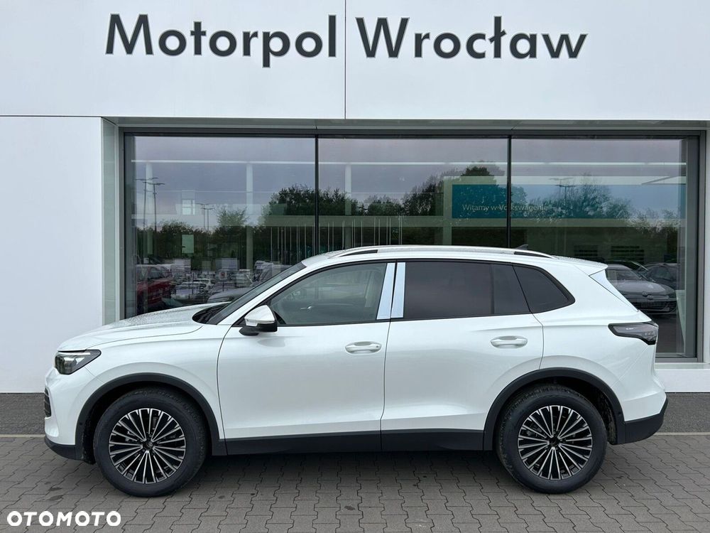 Volkswagen Tiguan - 4