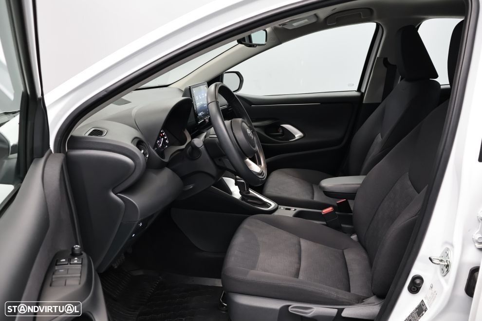 Toyota Yaris 1.5 HDF Comfort Plus - 22