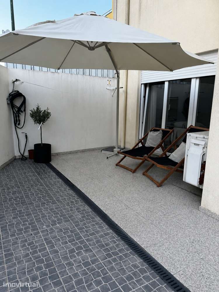 T2 em Canidelo, V.N. de Gaia - Duas Frentes, Dois Terraços e Garagem - Grande imagem: 4/12