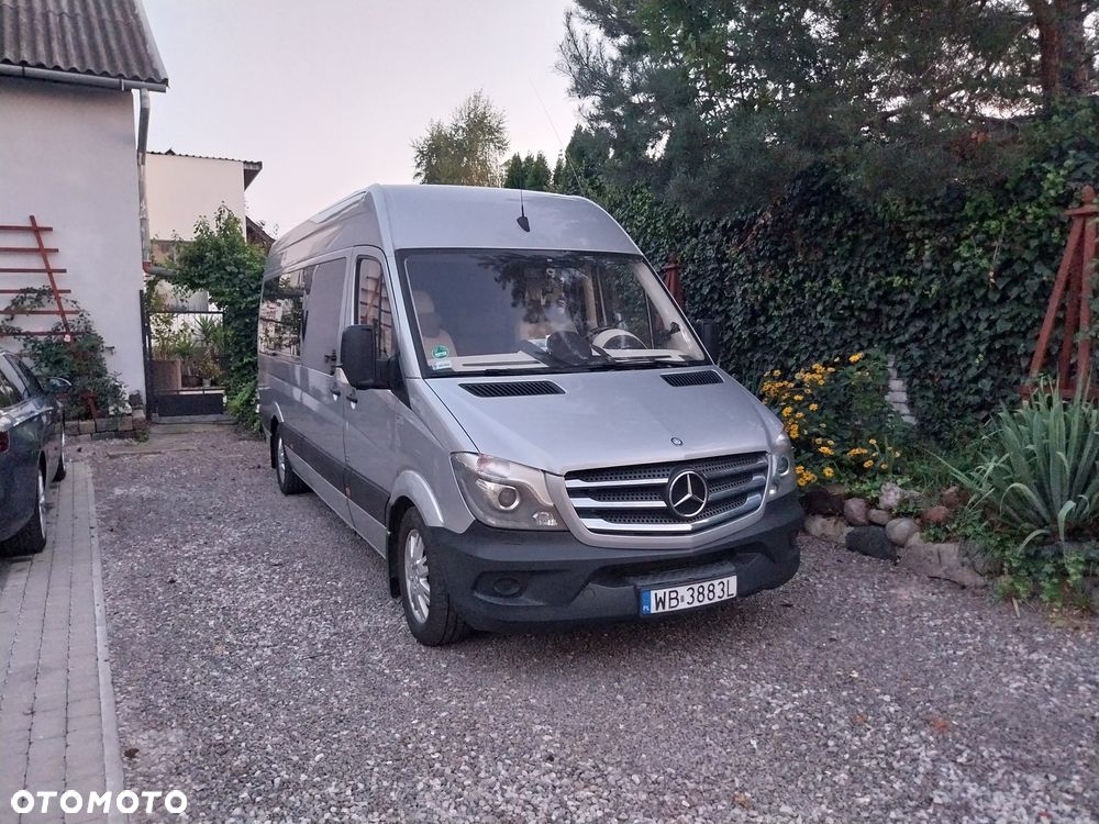 Mercedes-Benz Sprinter - 1