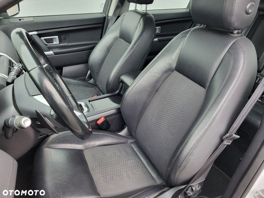 Land Rover Discovery Sport - 18