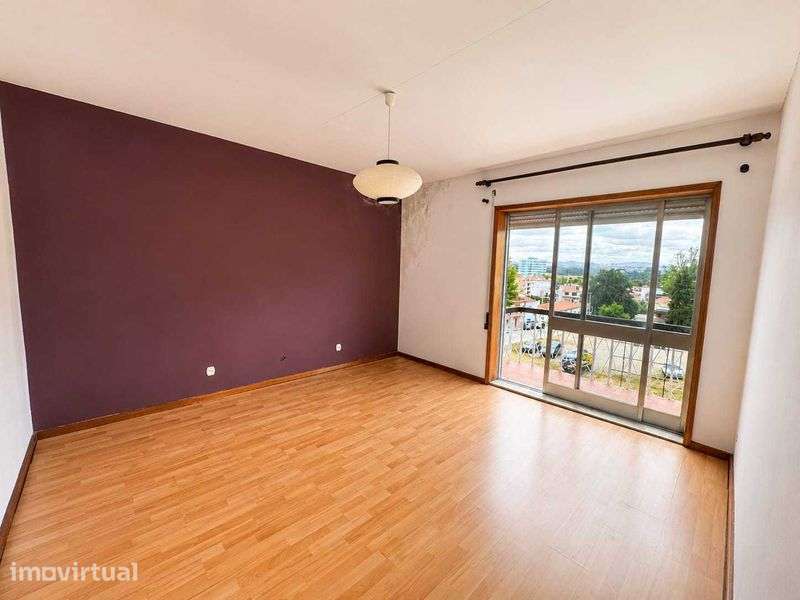 Apartamento T2+1 para Renovar | Cidade Jardim, Maia - Grande imagem: 5/12