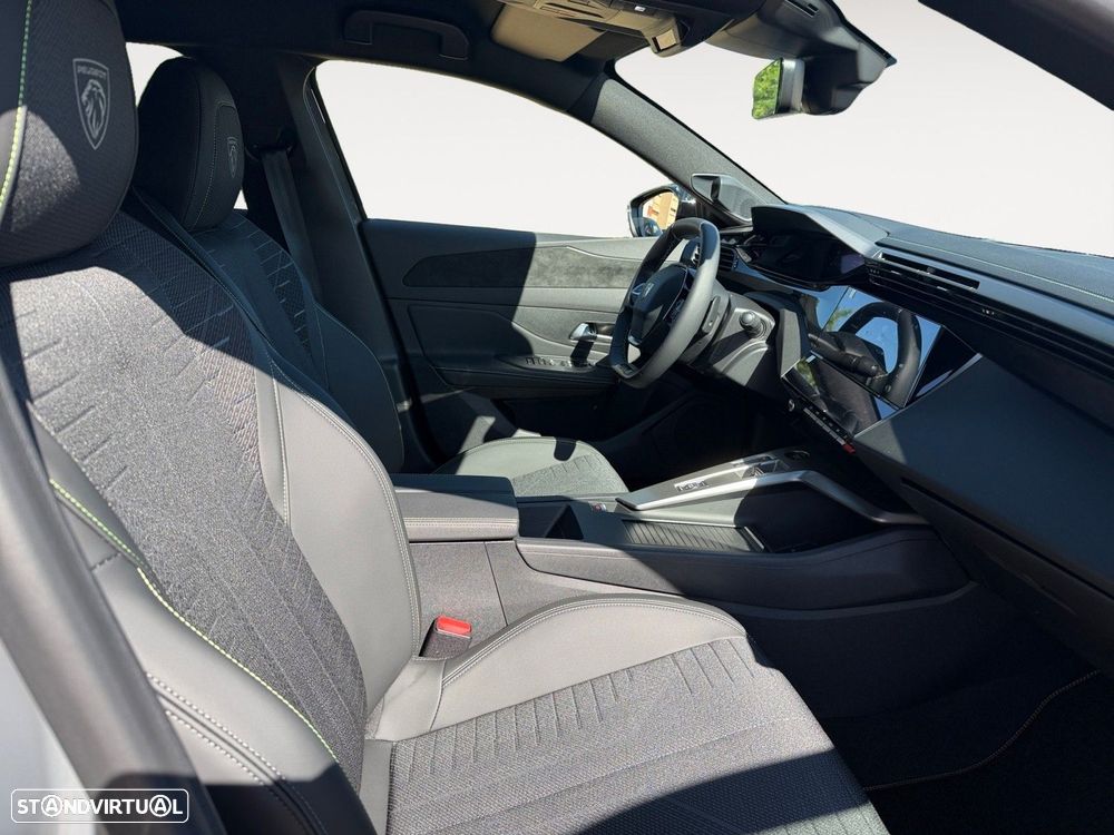 Peugeot 408 1.6 Hybrid GT e-DCS7 - 13