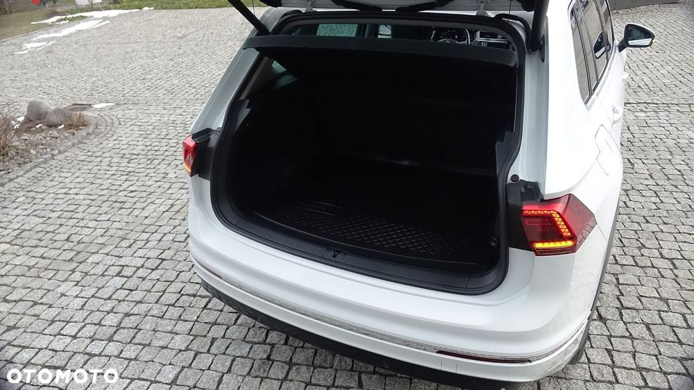 Volkswagen Tiguan - 27