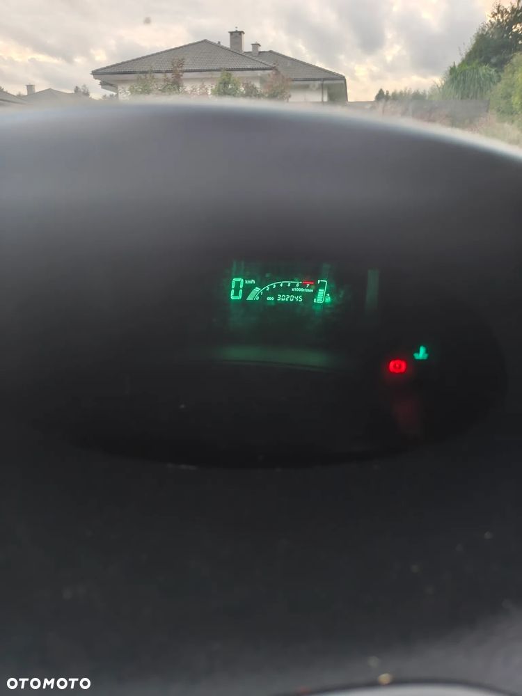 Toyota Yaris Verso - 7