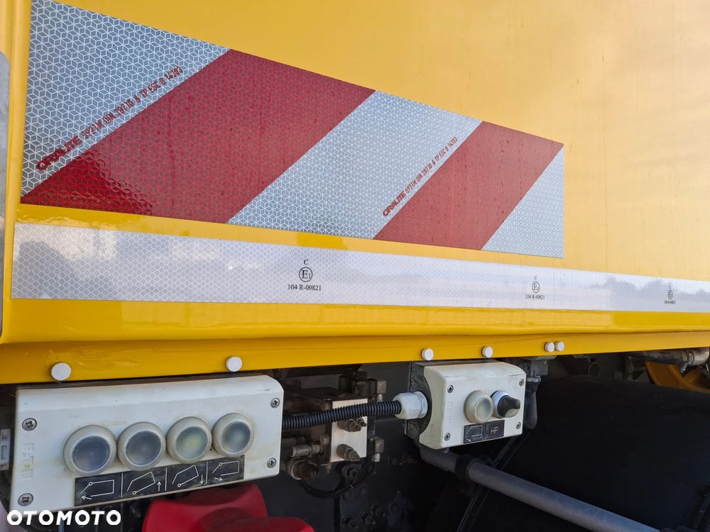 Volvo FMX 420 Zamiatarka BROCK VS 7 TECH Euro 6 PM2.5/10 Karcher 100 BAR Listwy Ciśnieniowe Mycie Asfaltu W Szerokim Zakresie Szczotki L/R 2145 MTH Kamery 360 2021R Dodatkowy Zbiornik Wody Webasto - 16