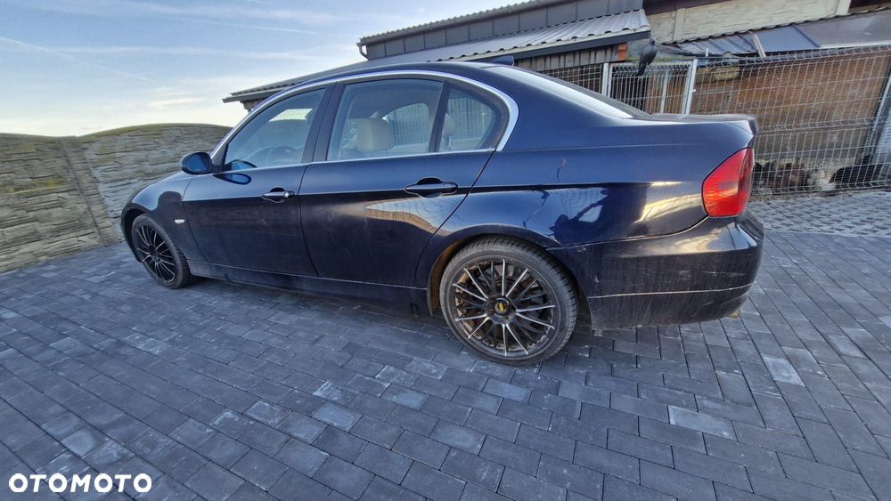 BMW Seria 3 325d DPF - 1