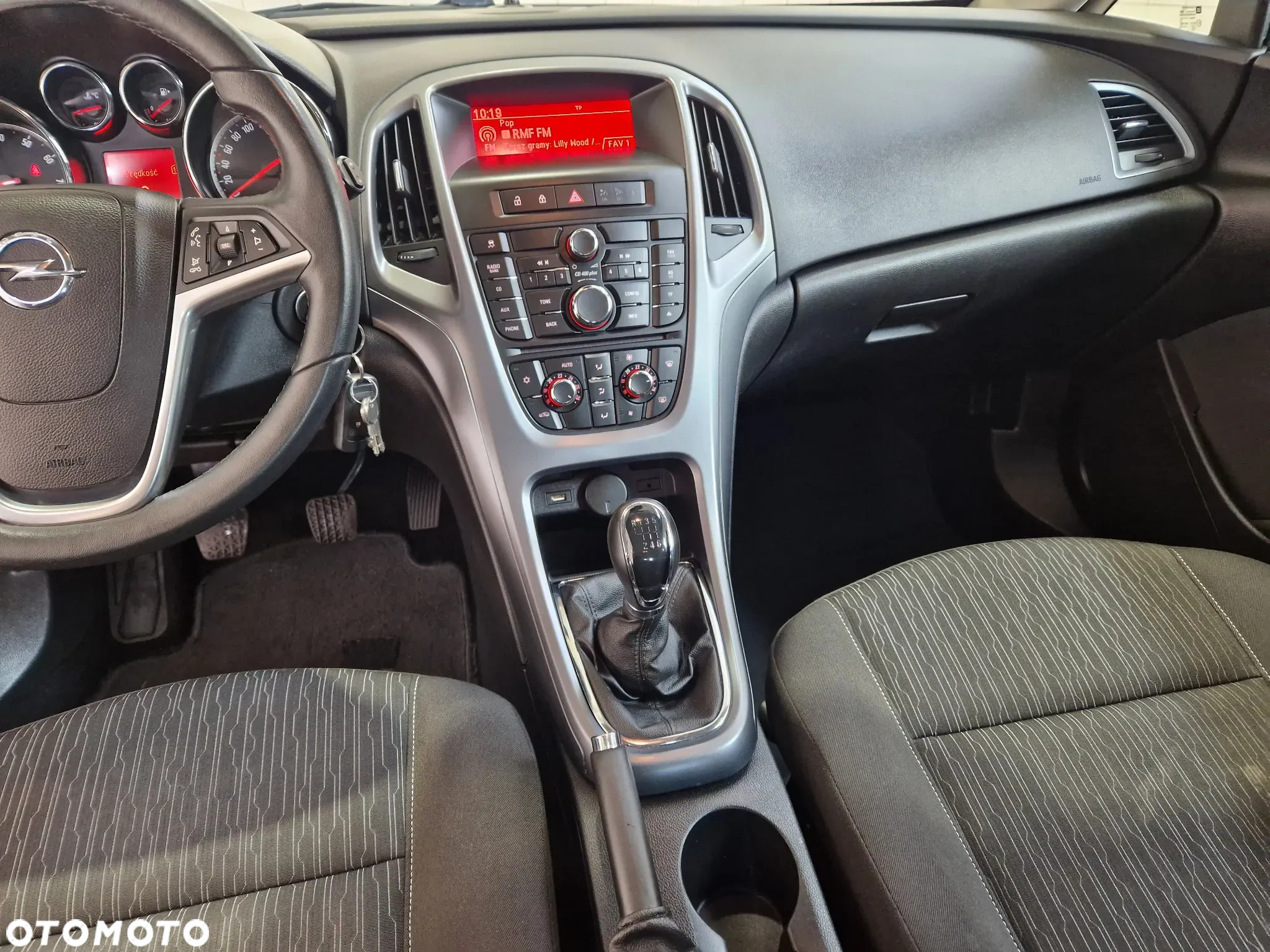 Opel Astra 1.4 Turbo Color Edition - 19