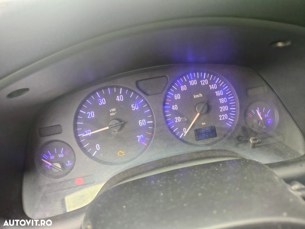 Opel Astra - 2