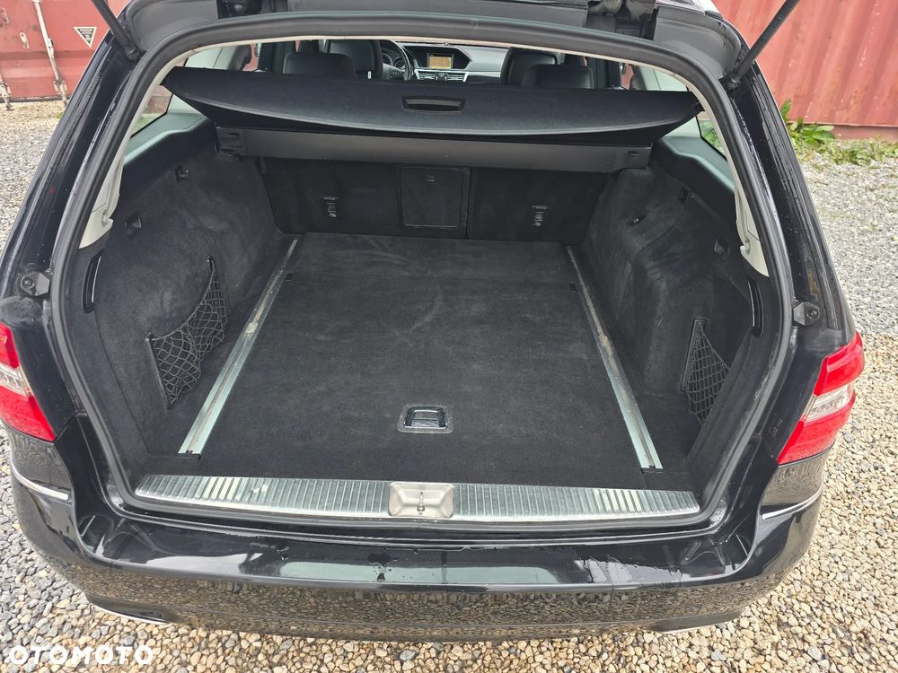 Mercedes-Benz Klasa E 220 CDI DPF BlueEFFICIENCY 7G-TRONIC Avantgarde - 7