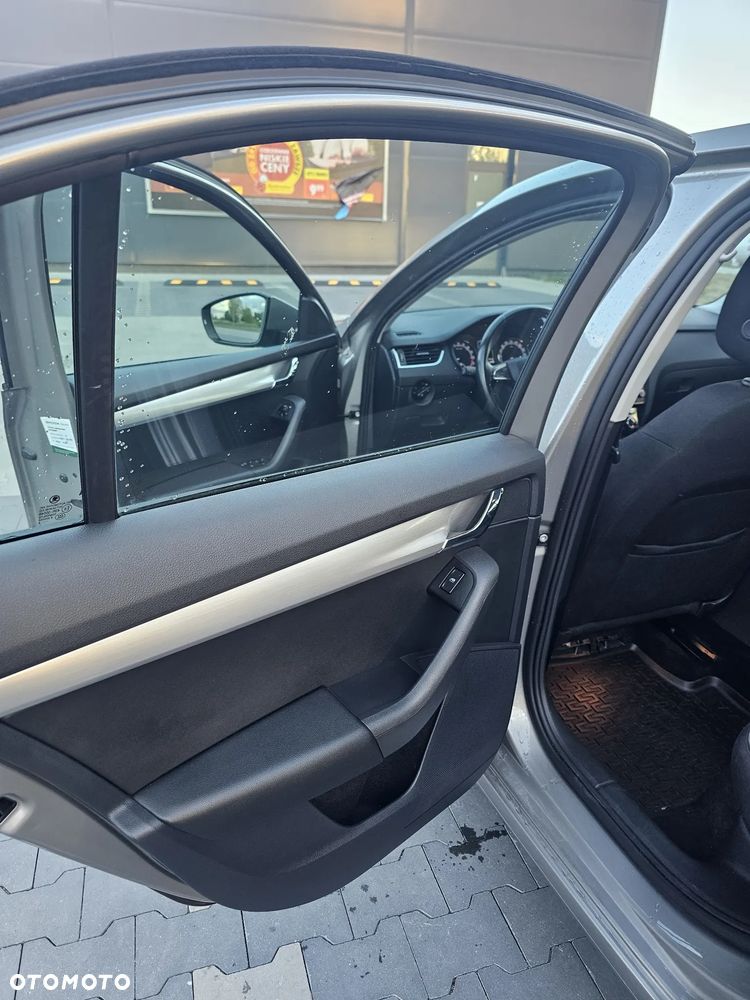 Skoda Octavia 1.6 TDI Ambition - 15