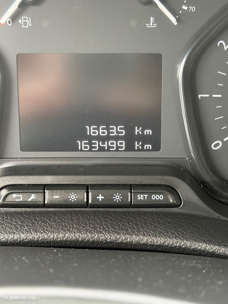 Citroën JUMPY FGN M BLUE HDI 120 CAIXA 6 MOTOR 2.O HDI LONGA - 38