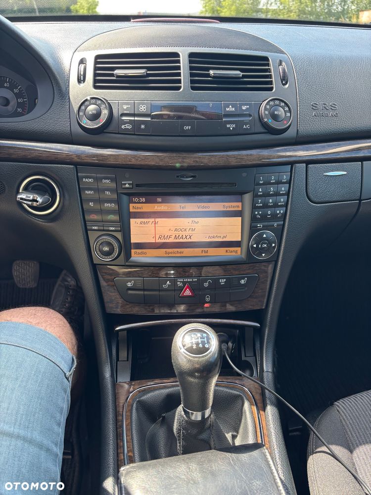Mercedes-Benz Klasa E 200 Kompressor Classic - 13