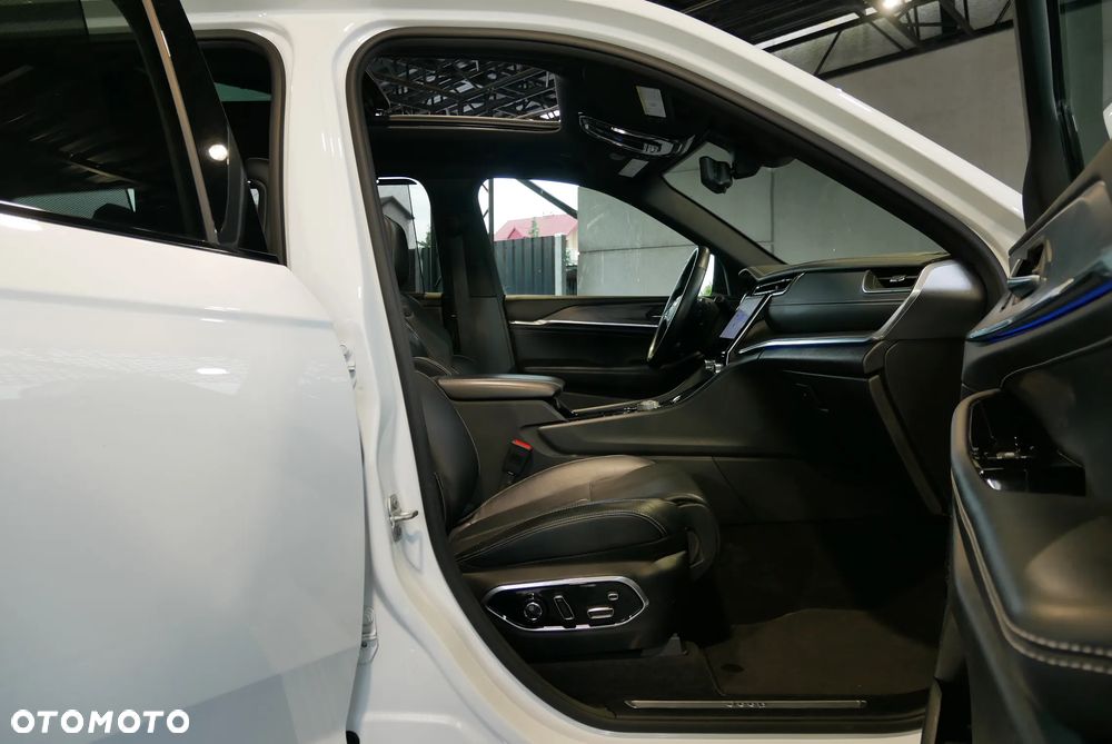 Jeep Grand Cherokee - 9