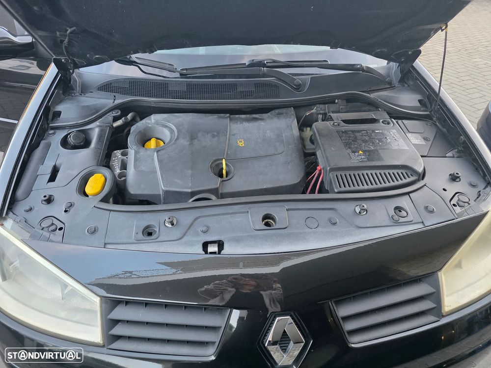 Renault Mégane Break 1.9 dTi Authentic - 5
