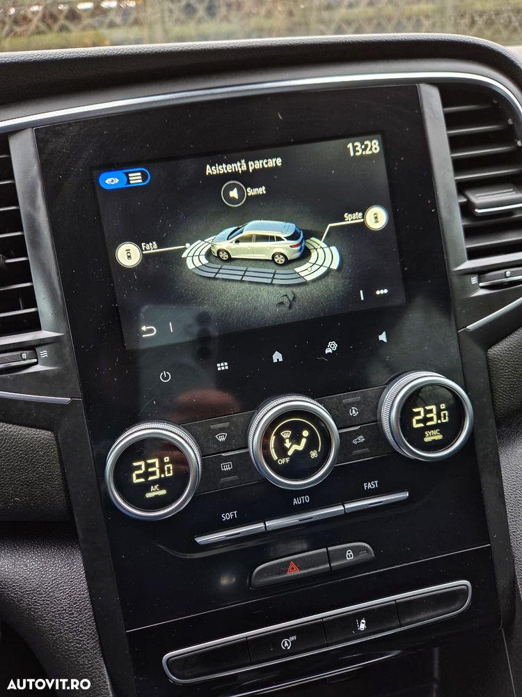 Renault Megane BLUE dCi 115 BUSINESS EDITION - 20