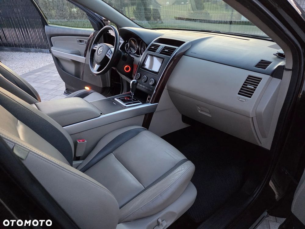Mazda CX-9 3.7 V6 - 21