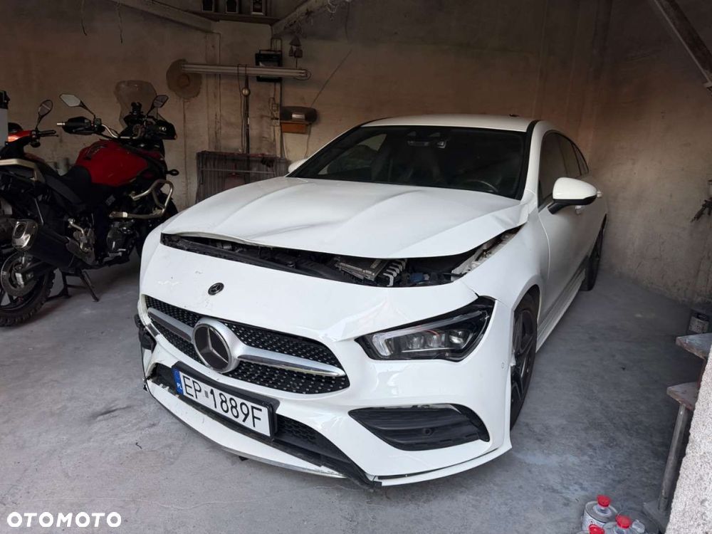 Mercedes-Benz CLA - 18