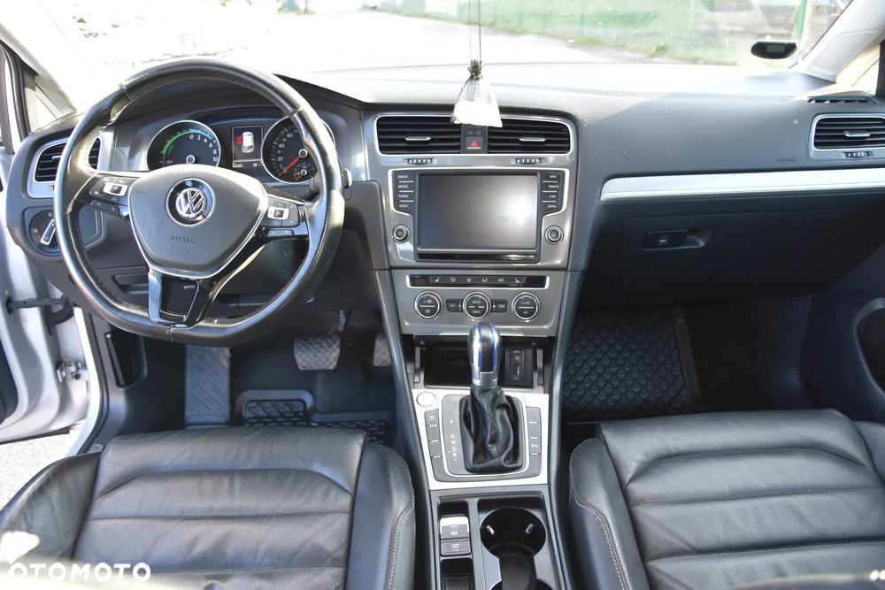 Volkswagen Golf e-Golf - 7