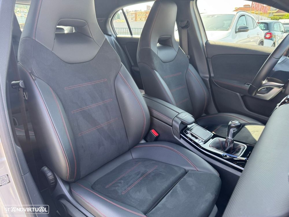 Mercedes-Benz A 160 AMG Line - 16