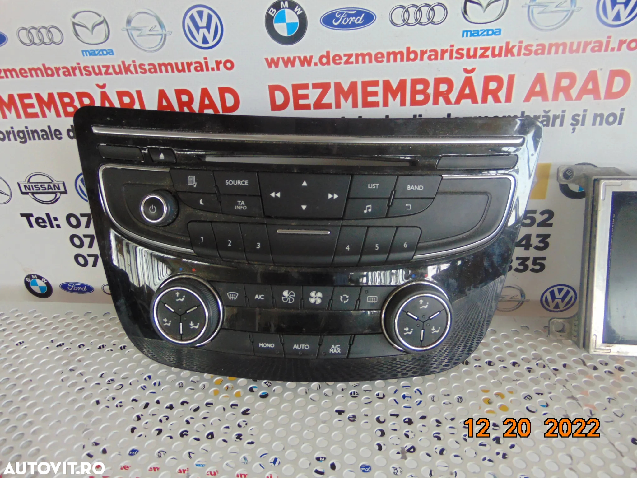 Navigatie Peugeot 508 navigatie completa Peugeot 508 citroen DS5 display unitate joystick - 2