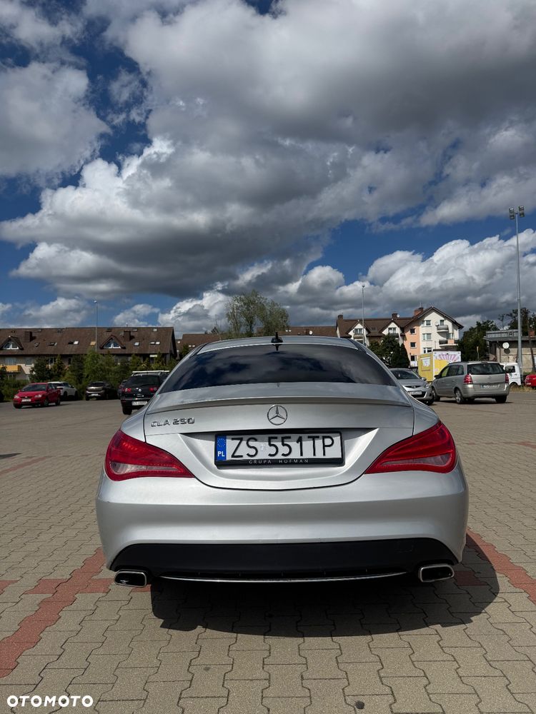 Mercedes-Benz CLA 250 7G-DCT - 5
