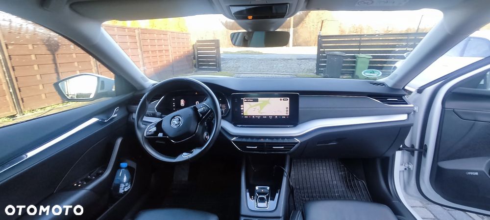 Skoda Octavia 2.0 TDI DSG Style - 3