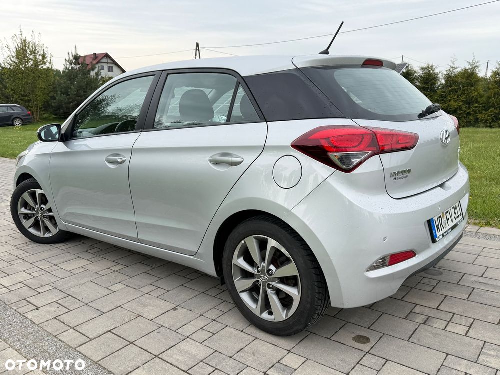 Hyundai i20 1.1 CRDi Style - 4