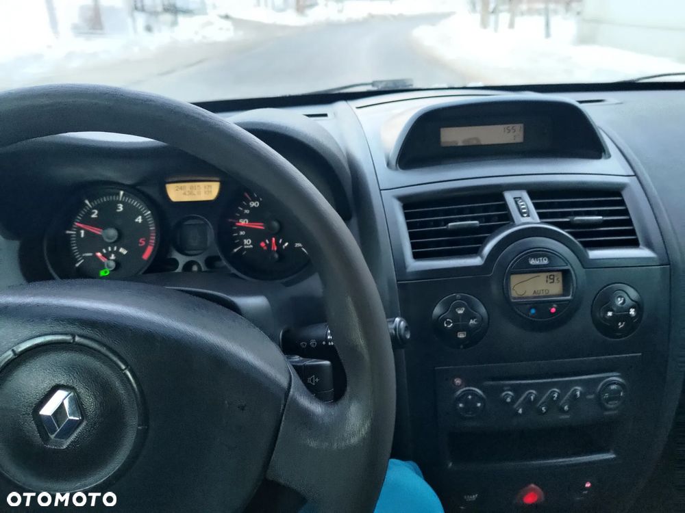 Renault Megane 1.9 dCi FAP Exception - 12