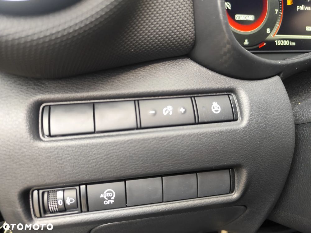 Nissan Juke 1.0 DIG-T N-Connecta - 21