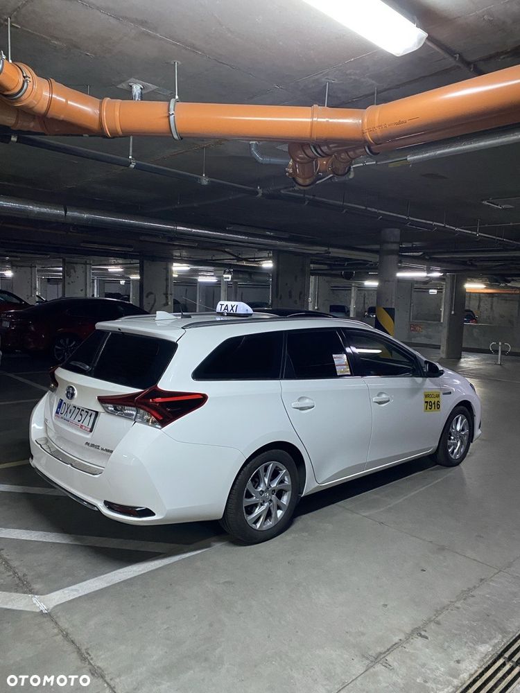 Toyota Auris Hybrid 135 Active - 6