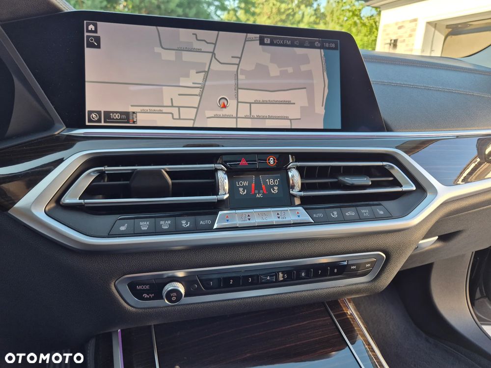 BMW X7 xDrive30d sport - 28