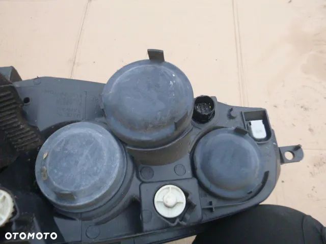LAMPA PRAWY PRZÓD PRAWA PRZEDNIA FIAT PUNTO II LIFT - 13