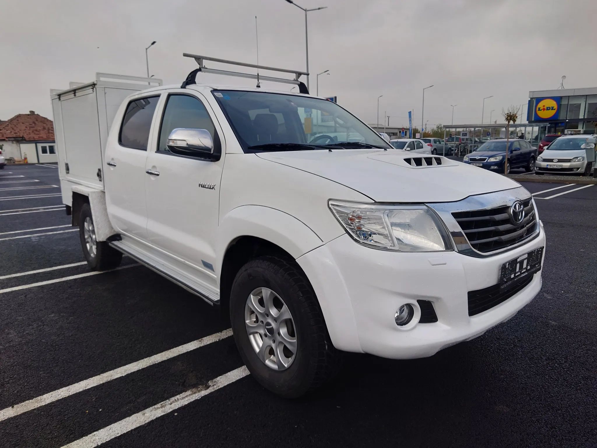 Toyota Hilux 4x4 Cabina Dubla Style+ - 1