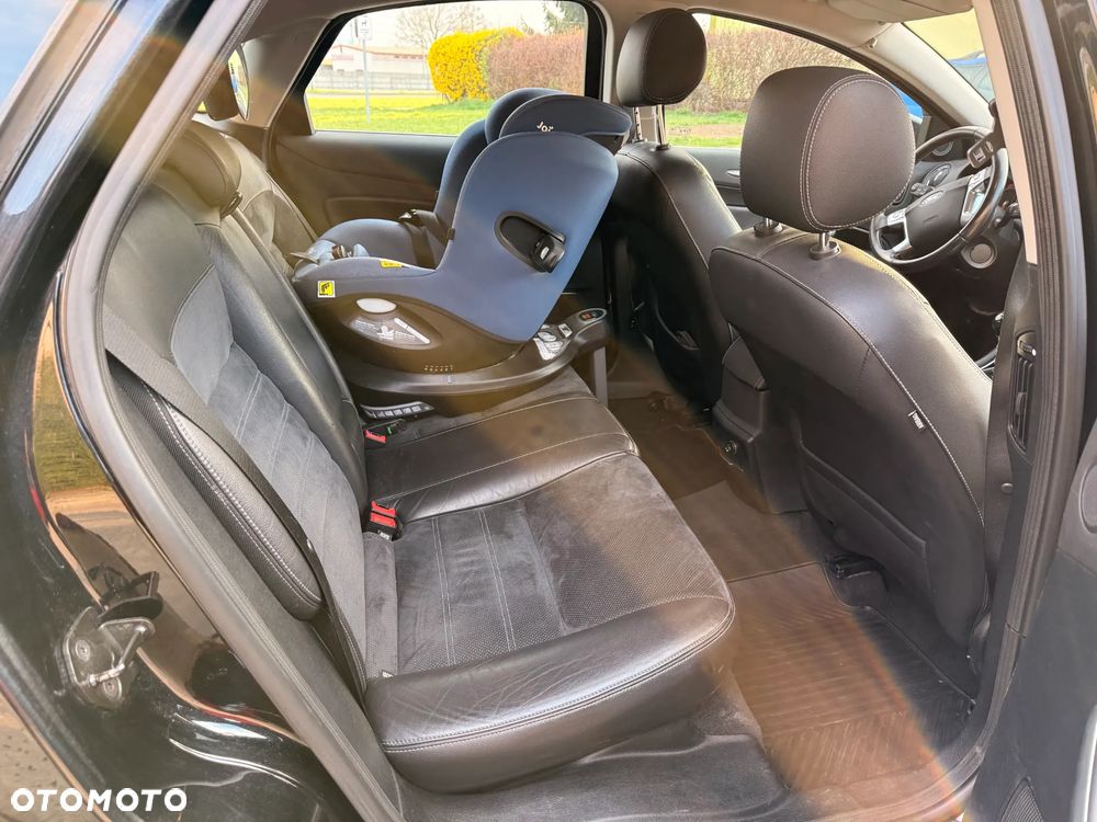 Ford Mondeo 2.5 Titanium S - 14