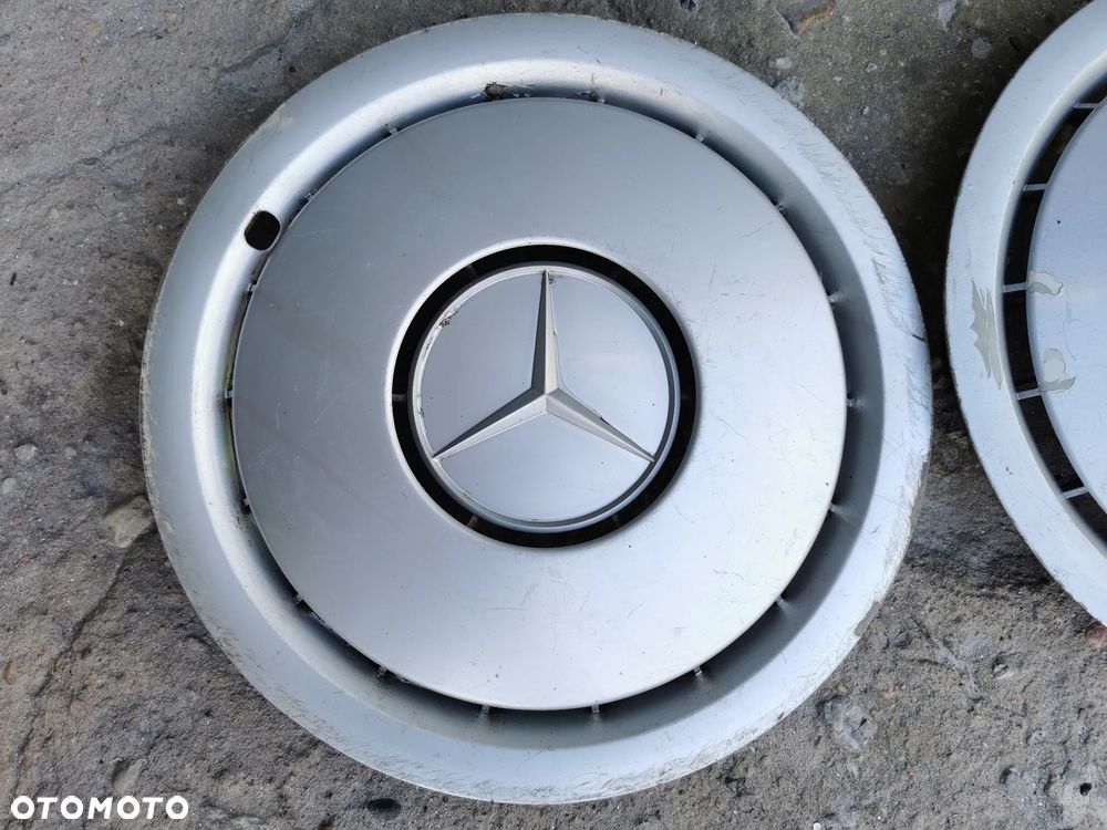 Mercedes w124 Kołpaki 15" 2 szt - 2