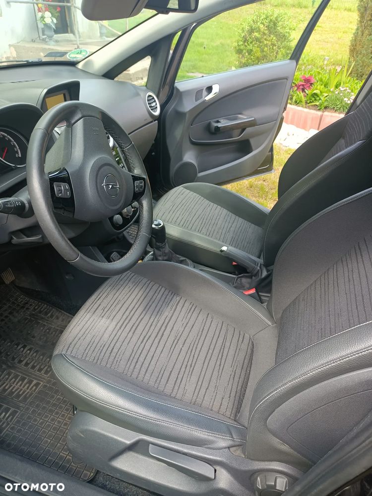 Opel Corsa - 4