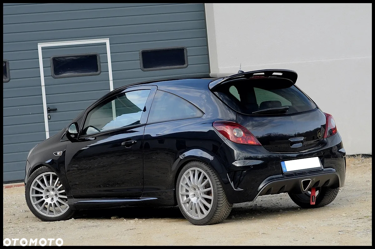 Opel Corsa 1.6 Turbo OPC - 4