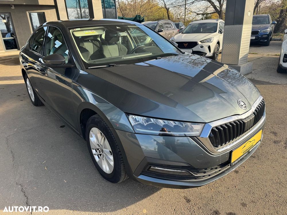 Skoda Octavia 2.0 TDI DSG Style - 2